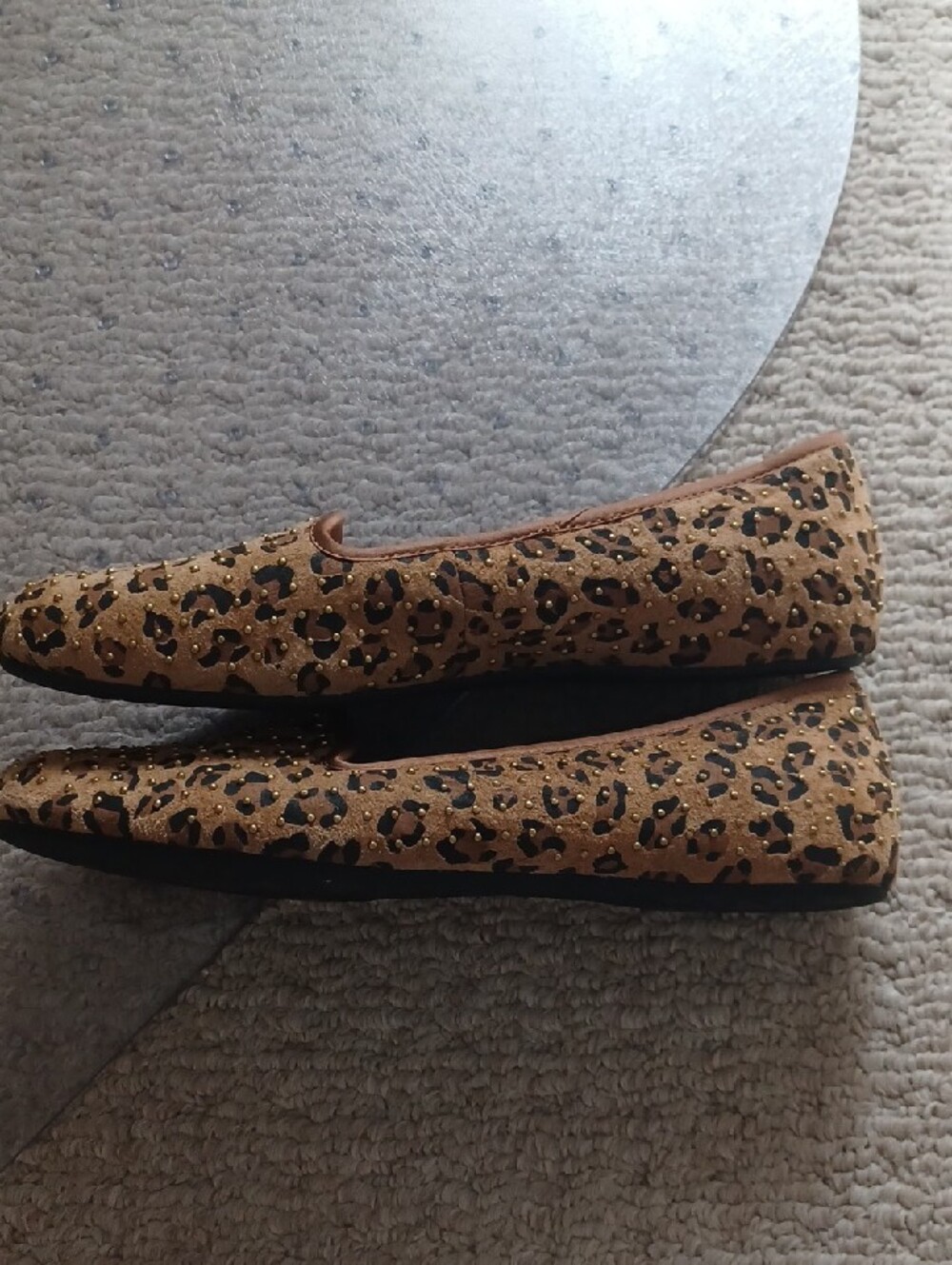 UGG Women's Leopard Print Slip-On Slippers in Tan - Picture 2 of 5